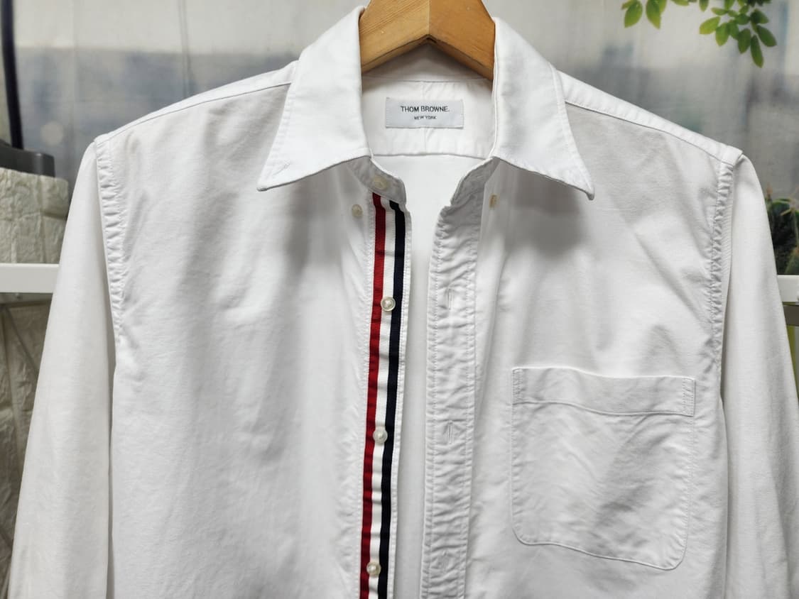 톰브라운 MWL010 히든 삼선셔츠 옥스포드 화이트 상품이미지4