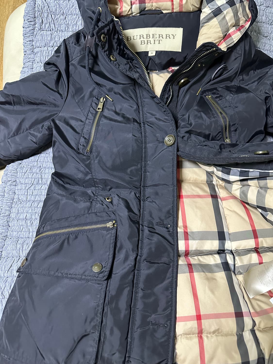 버버리 블랙 후드 패딩 점퍼 상품이미지7