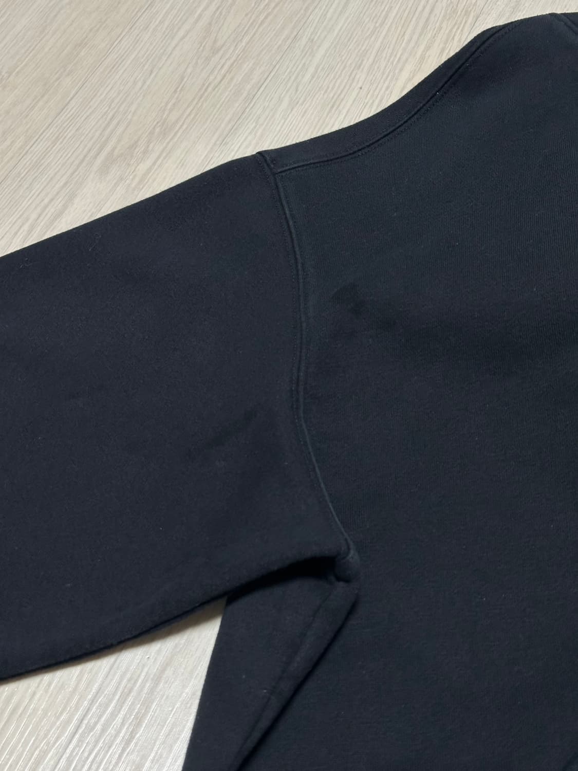 엄브로 UMBRO 센터로고 에센셜 기모 후드티 블랙 상품이미지4