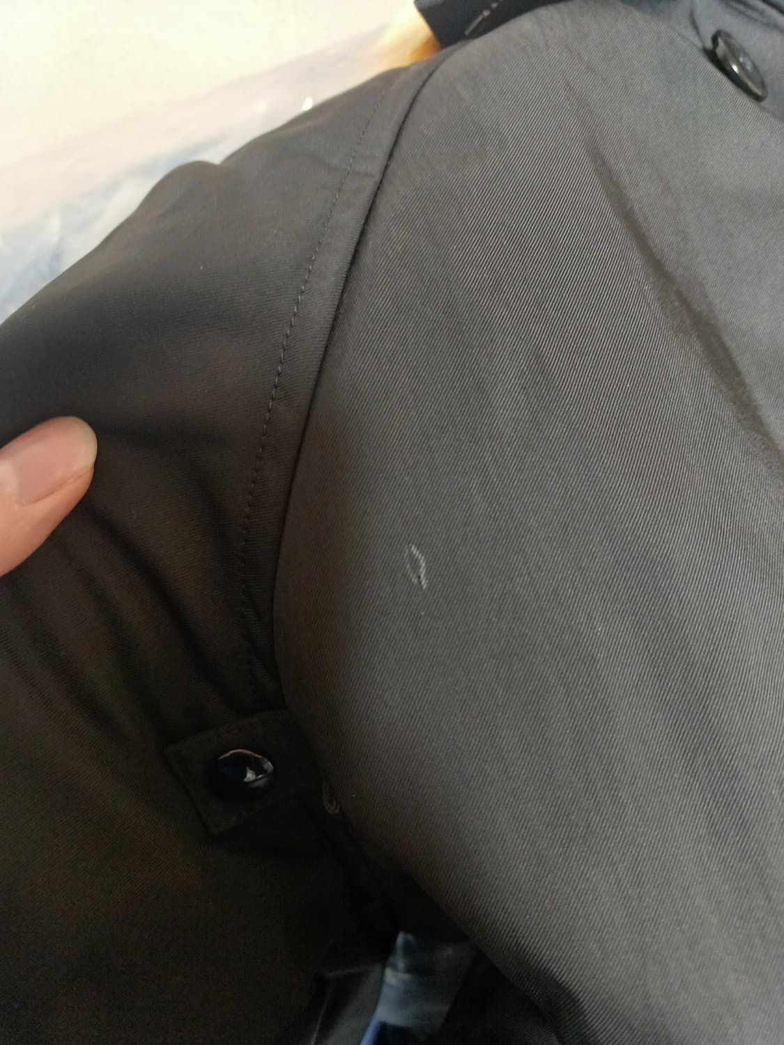 [M] 겐조 니고 봄버 패딩 블랙 런웨이착 상품이미지5