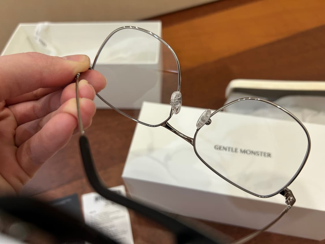 젠틀몬스터 ONIL-02 실버 안경 상품이미지6