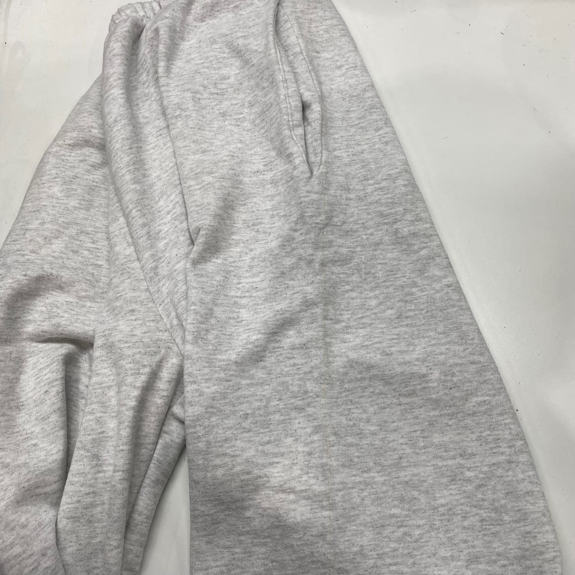 이지 x 고샤 루브친스키 YZY 블랙 독스 조거 헤더 그레이 상품이미지7