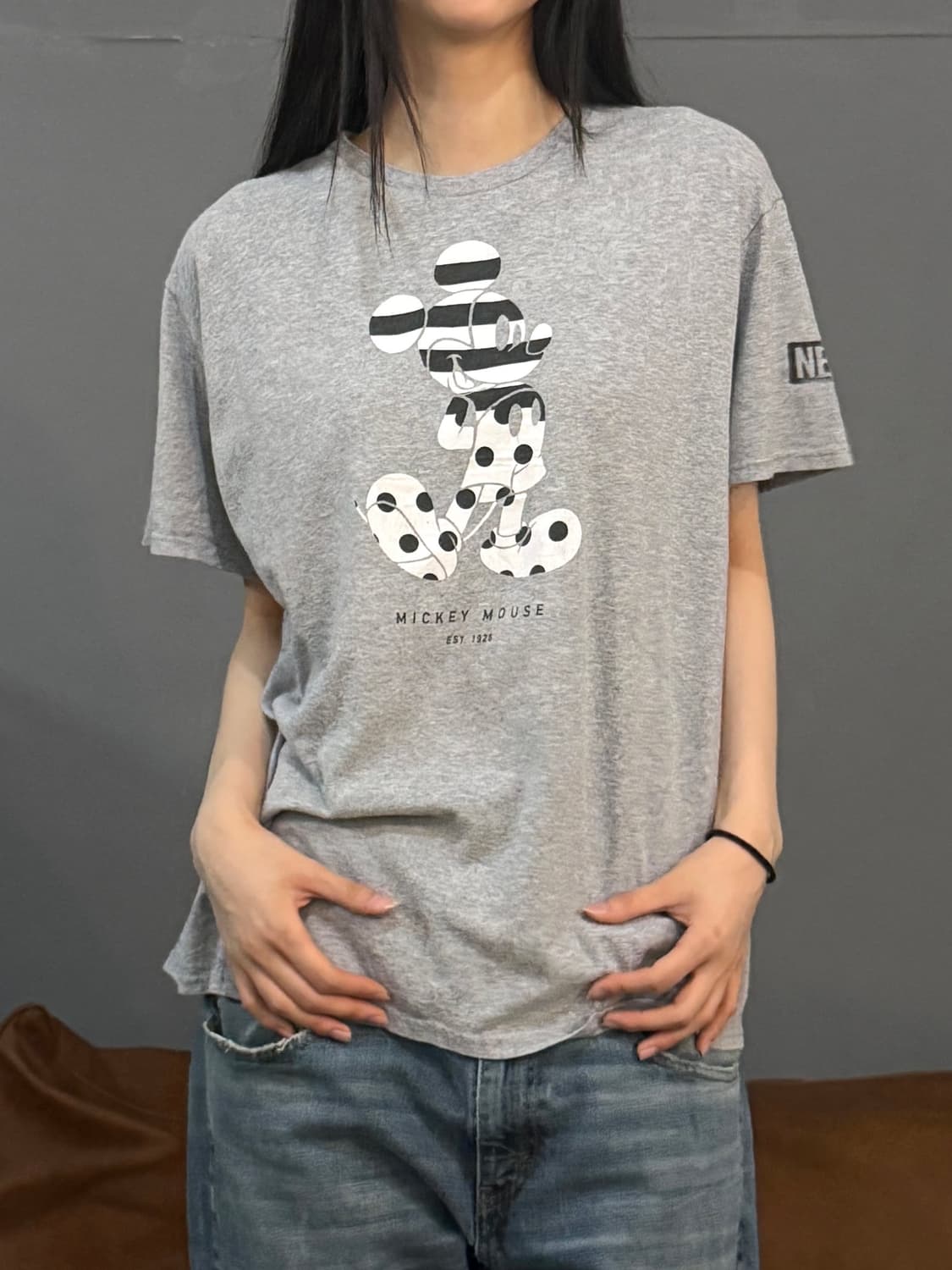00’s 빈티지 그레이 미키마우스 프린팅 반팔티 상품이미지1