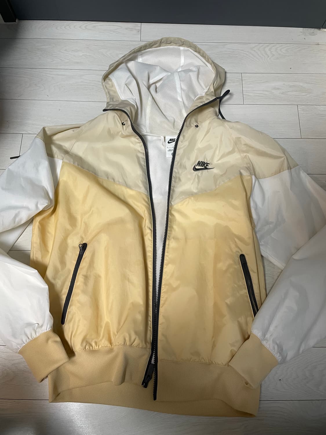 나이키 바람막이 상품이미지1