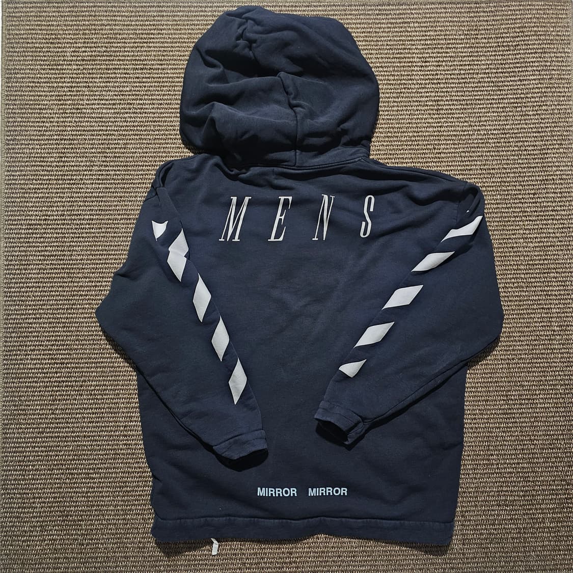 오프화이트 후드 블랙 M 나뭇잎 자수 상품이미지4