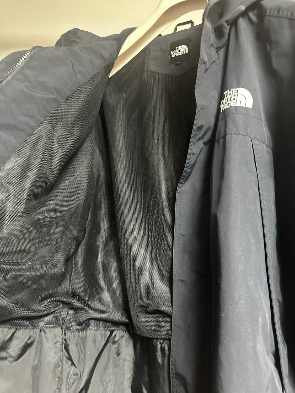 노스페이스 바람막이 상품이미지3