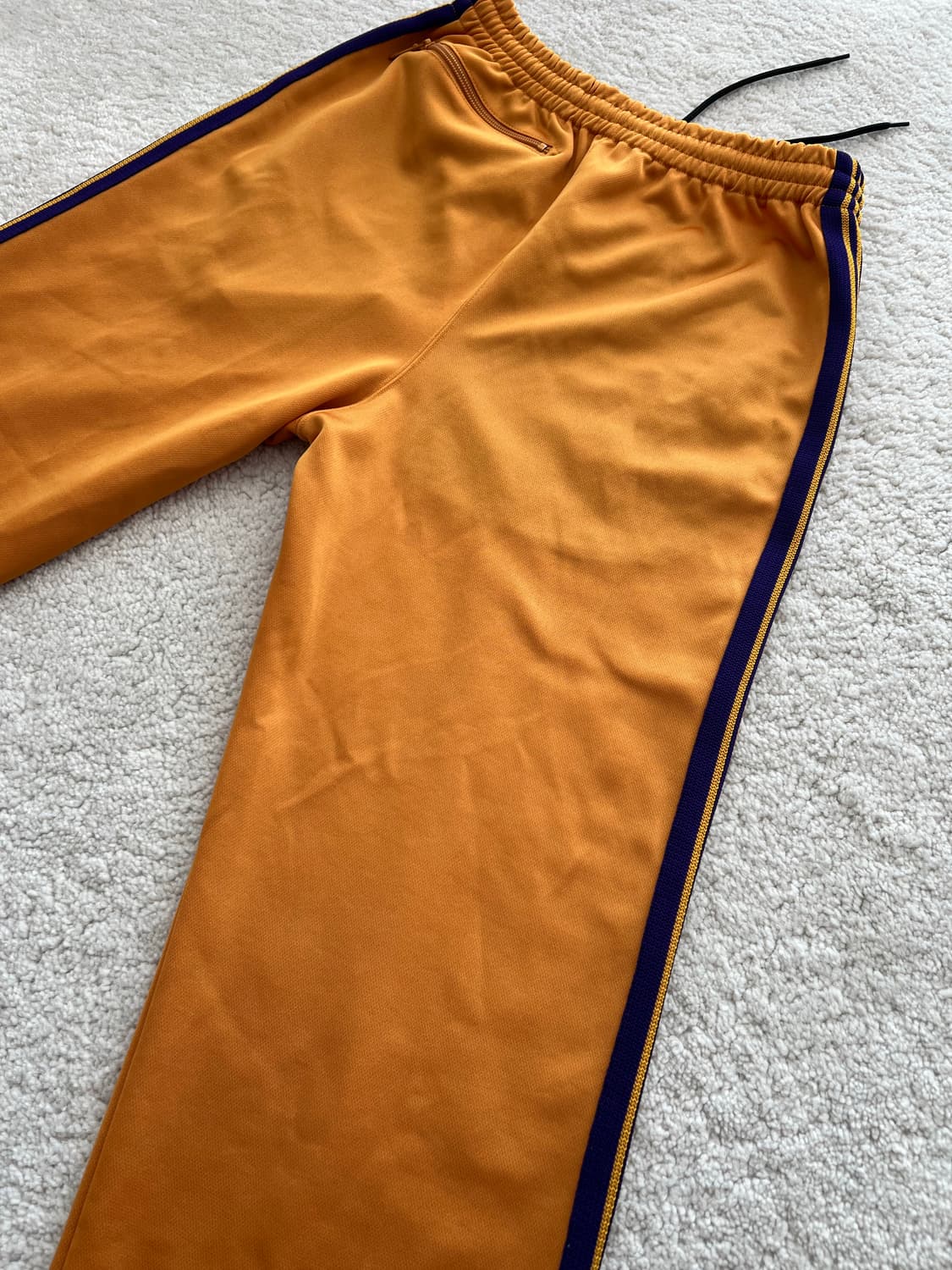 니들스 트랙팬츠 옐로우 골드 상품이미지4