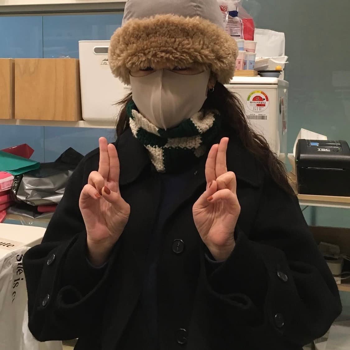 쉬이즈큐트 롱코트 블랙 상품이미지1