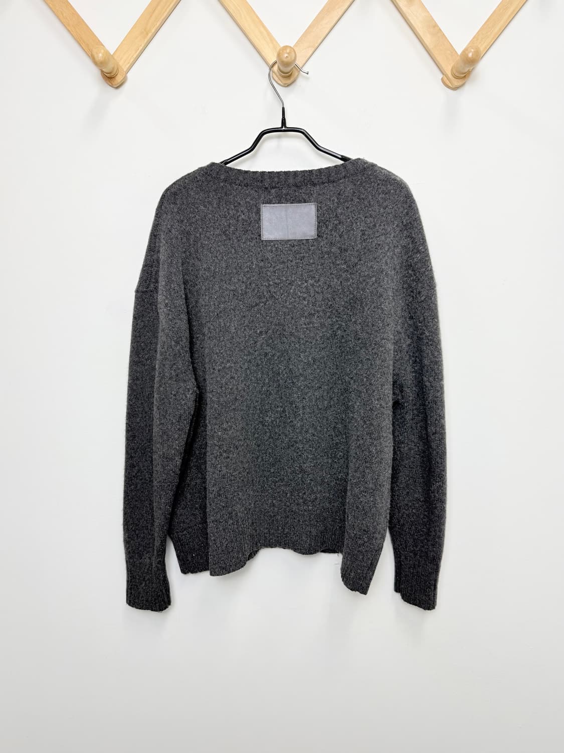 마뗑킴 라운드 패치 울니트 상품이미지2