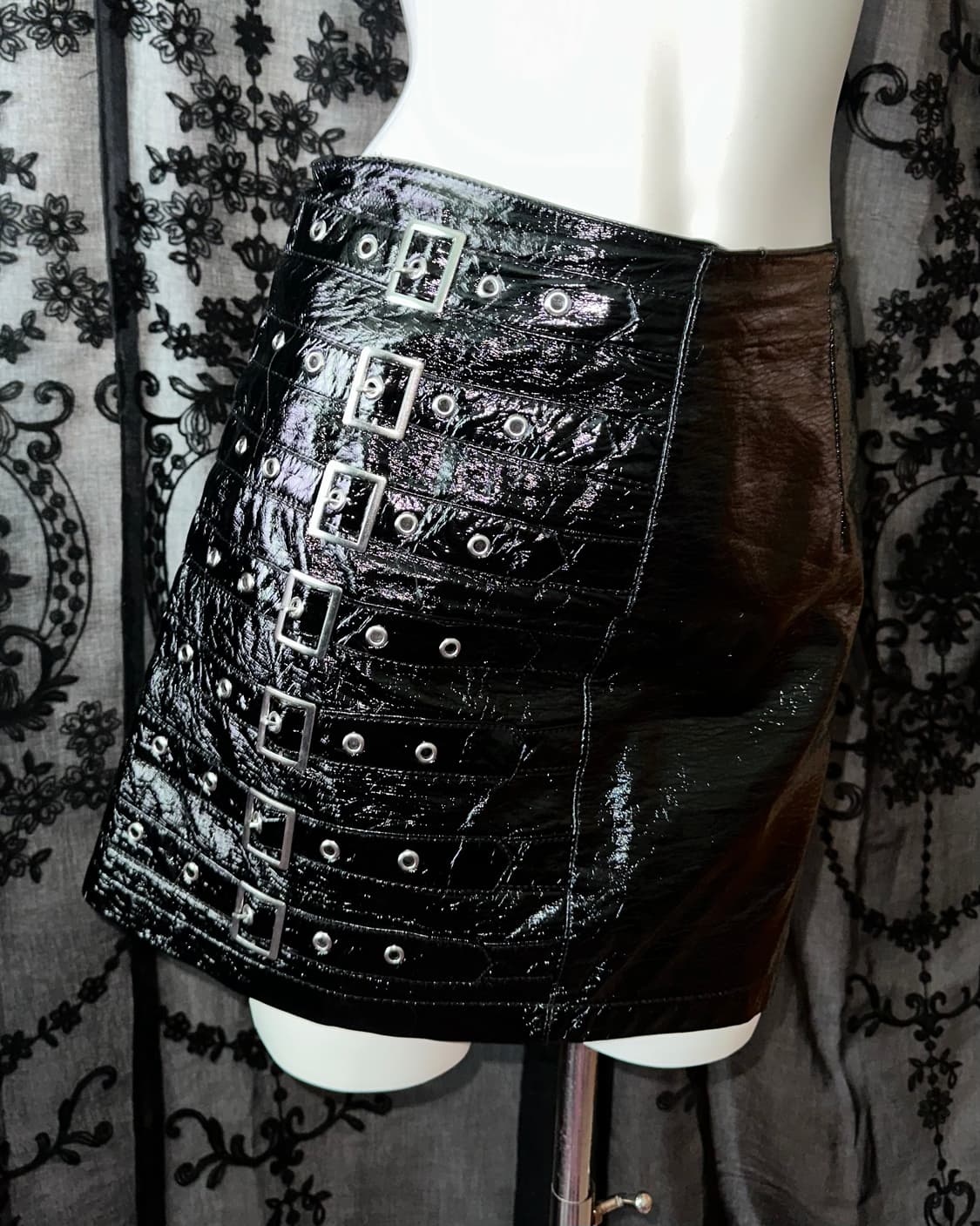 Buckle detail Skirt 상품이미지2