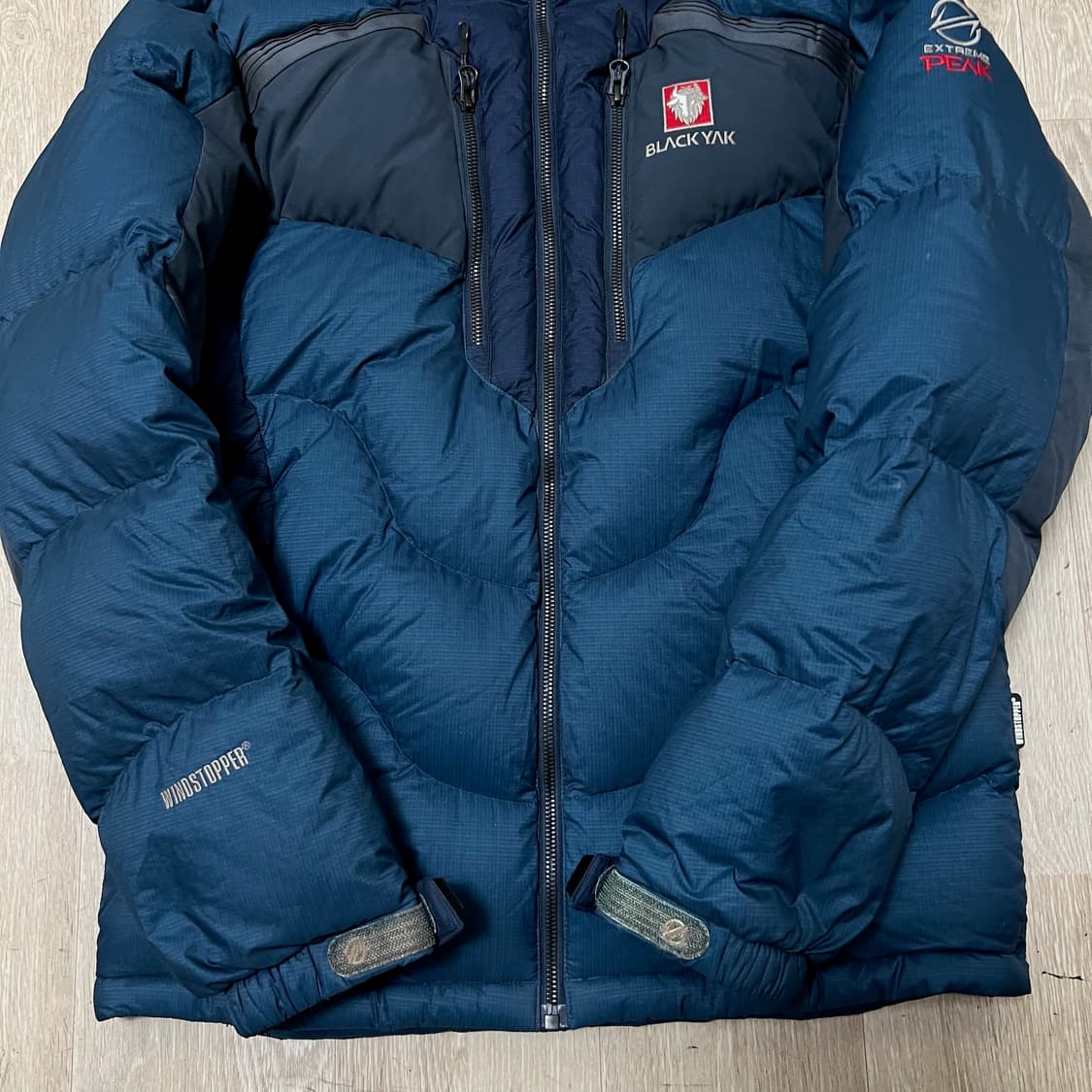 블랙야크 남성 윈드스토퍼 익스트림피크 구스다운 대장급 패딩 M/95  상품이미지3