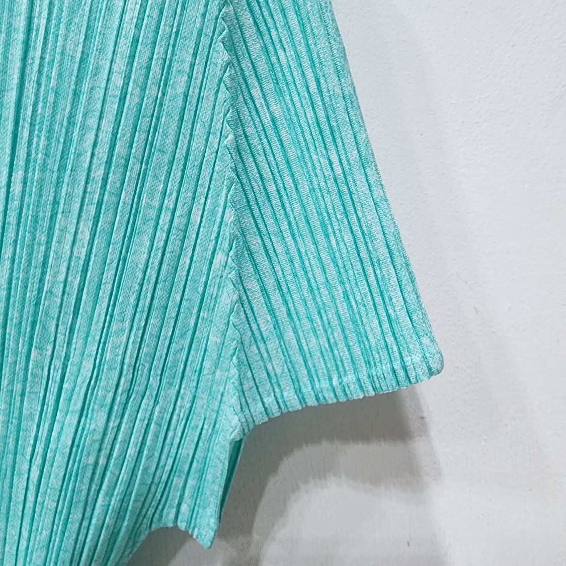 플리츠플리즈 하이넥반팔 3사이즈 상품이미지4