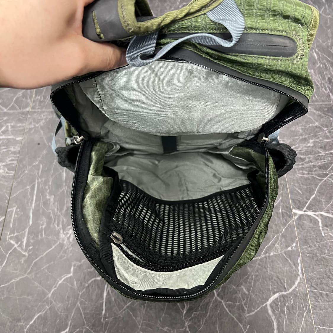 파타고니아 카탈리스트 백 팩 카키 상품이미지5