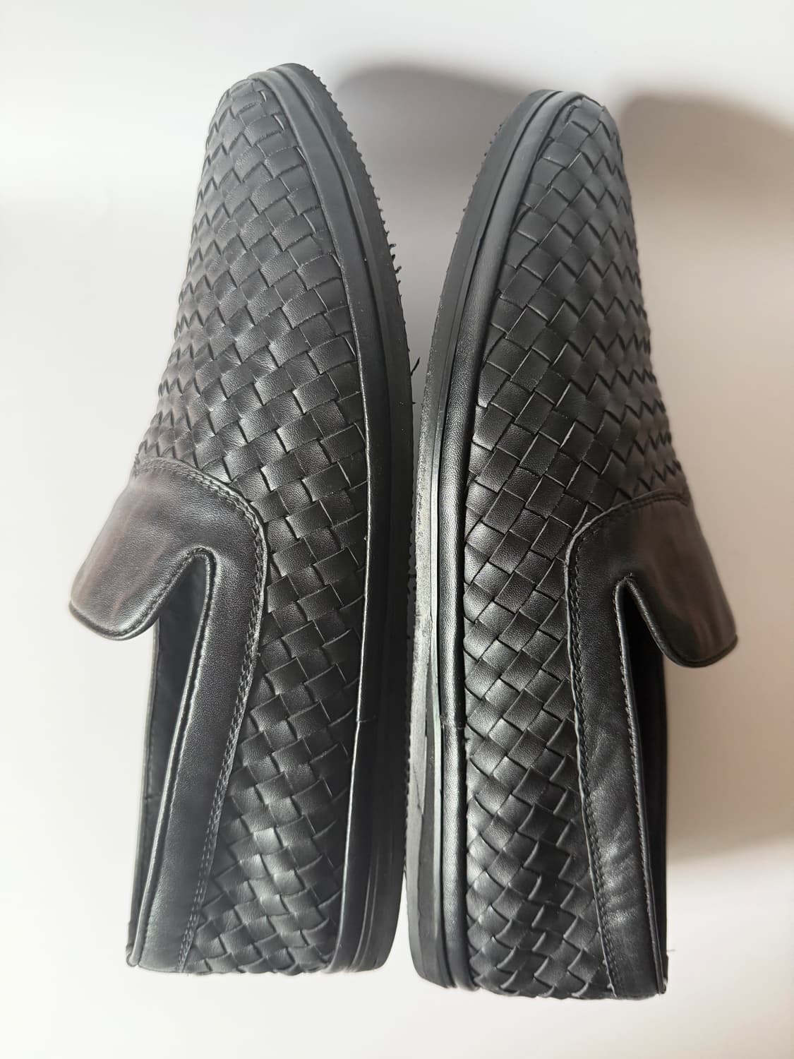 [Bottega Veneta] 보테가 베네타 인트레치아토 레더 슬립온 로 상품이미지3