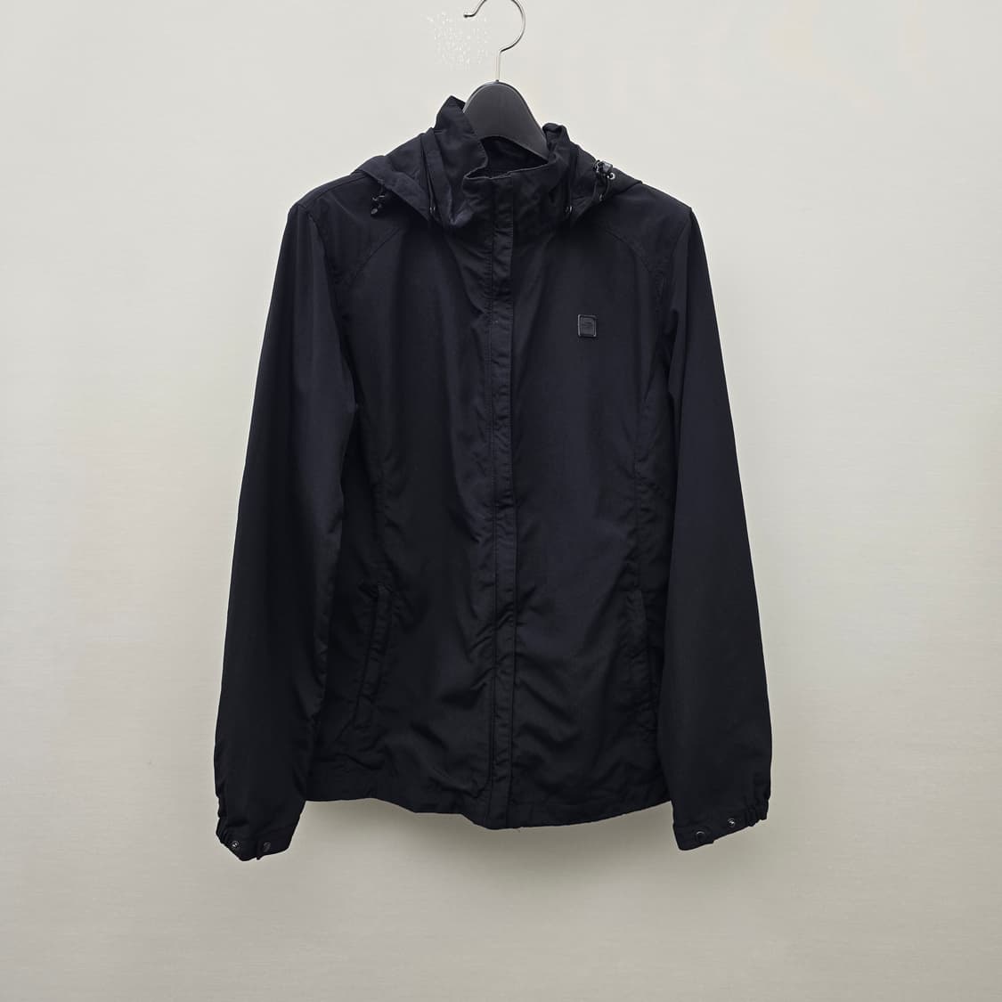 노스페이스 바람막이 상품이미지1