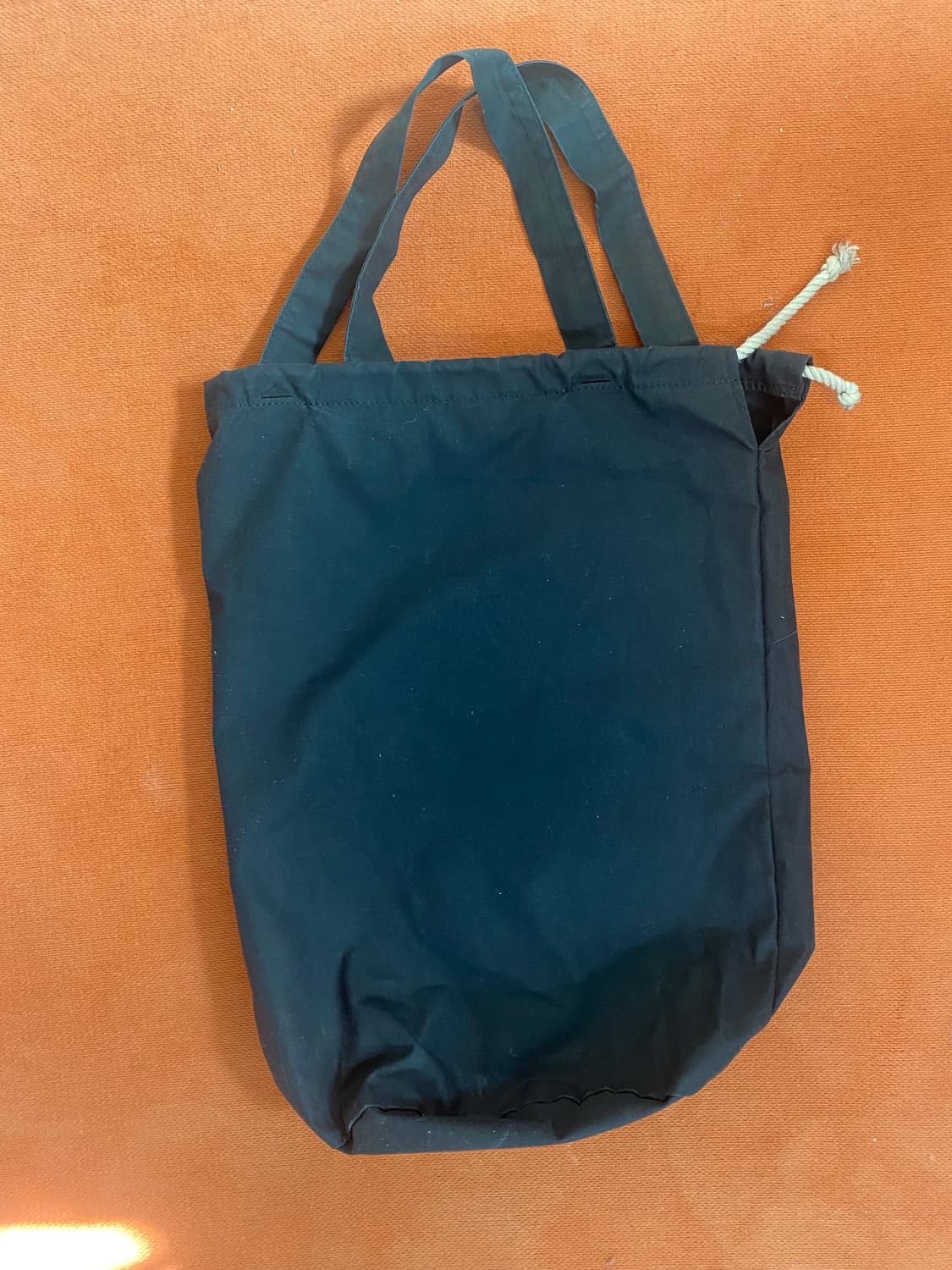 꼼데가르송 옴므플러스 타원형 에코백 상품이미지2