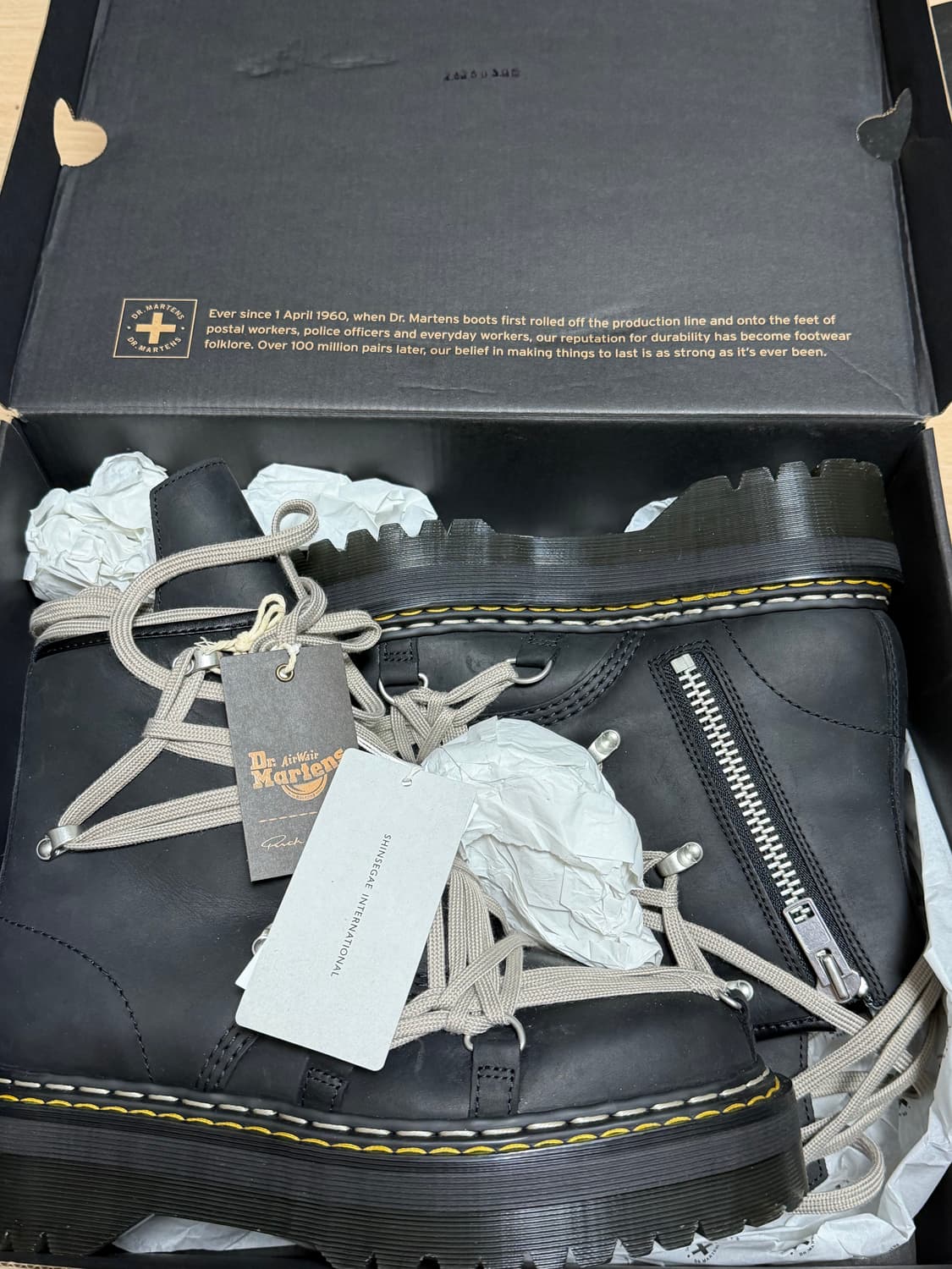 Uk8 닥터마틴 x 릭 오웬스 1460 쿼드 솔 메가 레이스 부츠 블랙 상품이미지2