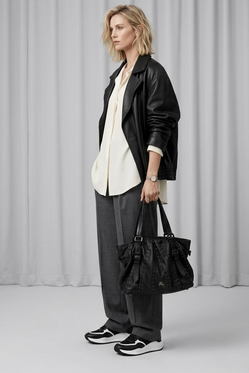 버버리 가방 토트백,숄더백(디올샤넬보테가루이비통구찌셀린느생로랑발렌시아가 상품이미지10