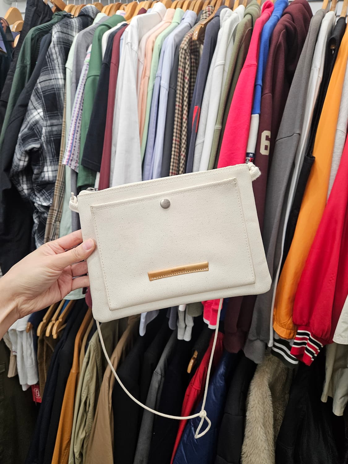 레우로우 크로스백 상품이미지1