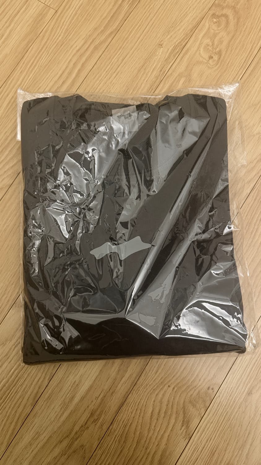 SKYLRK 도쿄 팝업 크루넥 Tokyo Pop-up Crewneck  상품이미지4