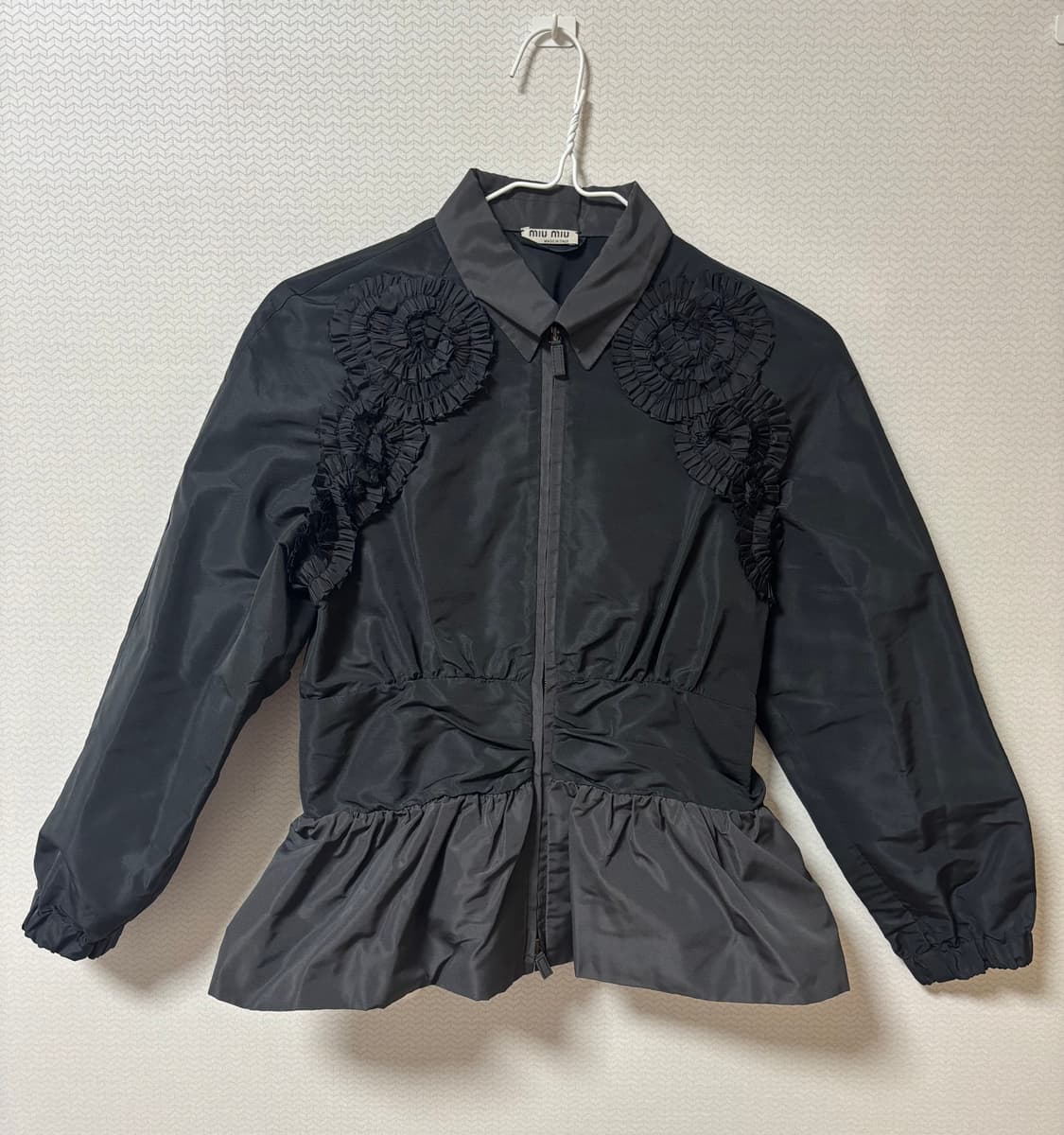 미우미우 셔링 블루종 재킷 상품이미지4