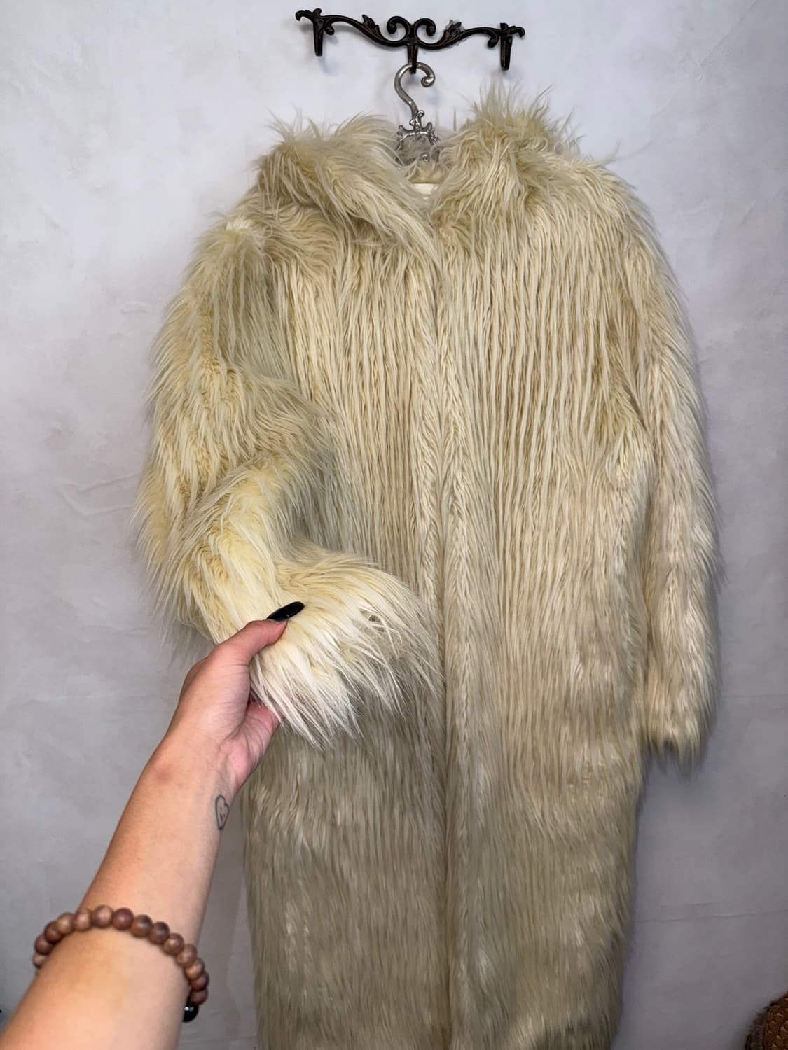 Ivory grunge fur over hood coat 상품이미지4
