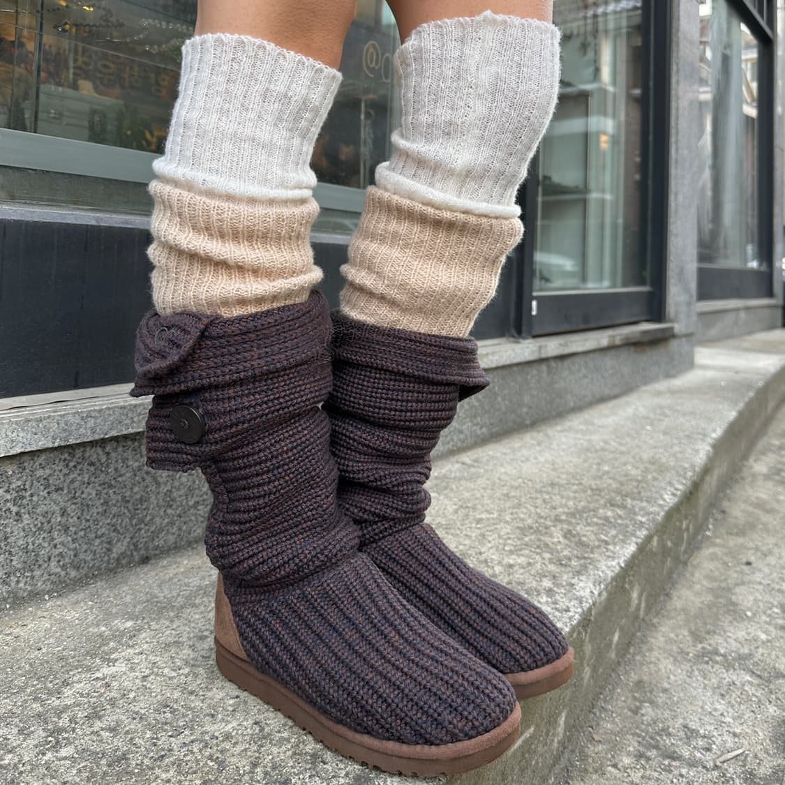 00s 딥 브라운 니트 어그 카디 부츠 상품이미지1