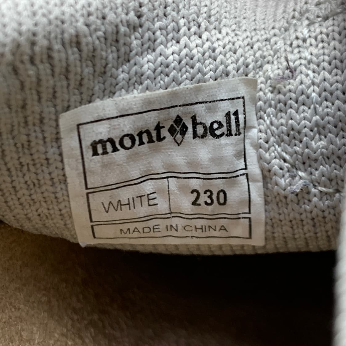 [230/정품] 몽벨 스웨이드 여성 트레킹화 운동화 신발
 상품이미지8