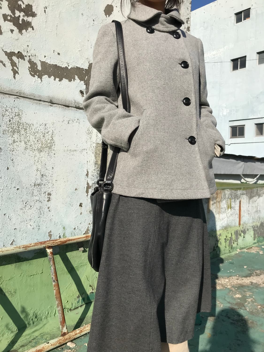 그레이 숏 코트 상품이미지3