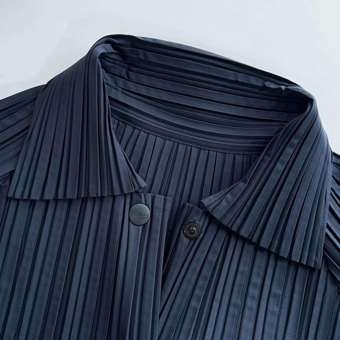 플리츠플리즈 네이비 코트 상품이미지2