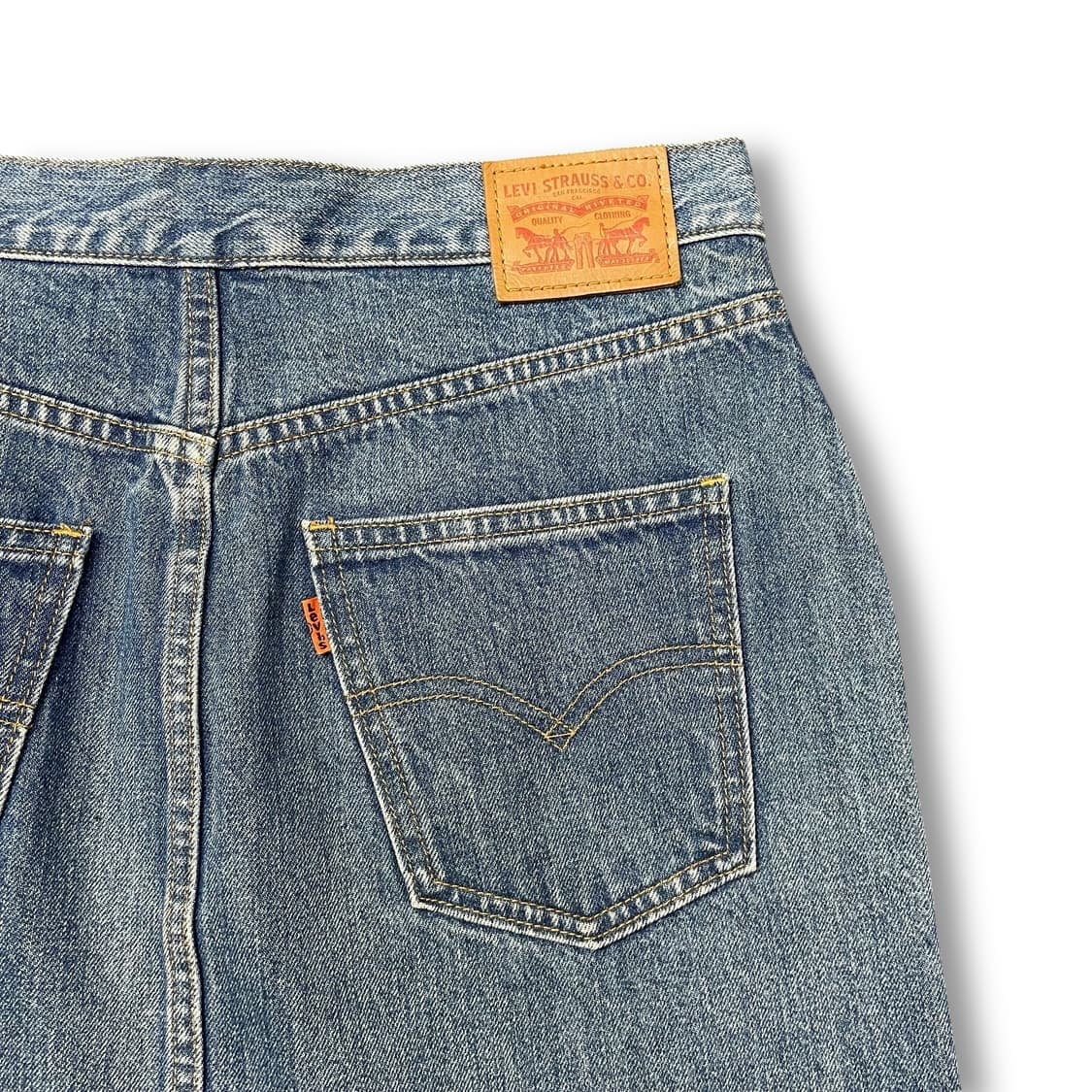 (27) 리바이스 오렌지탭 중청 지퍼포인트 데님 미디 스커트 상품이미지4