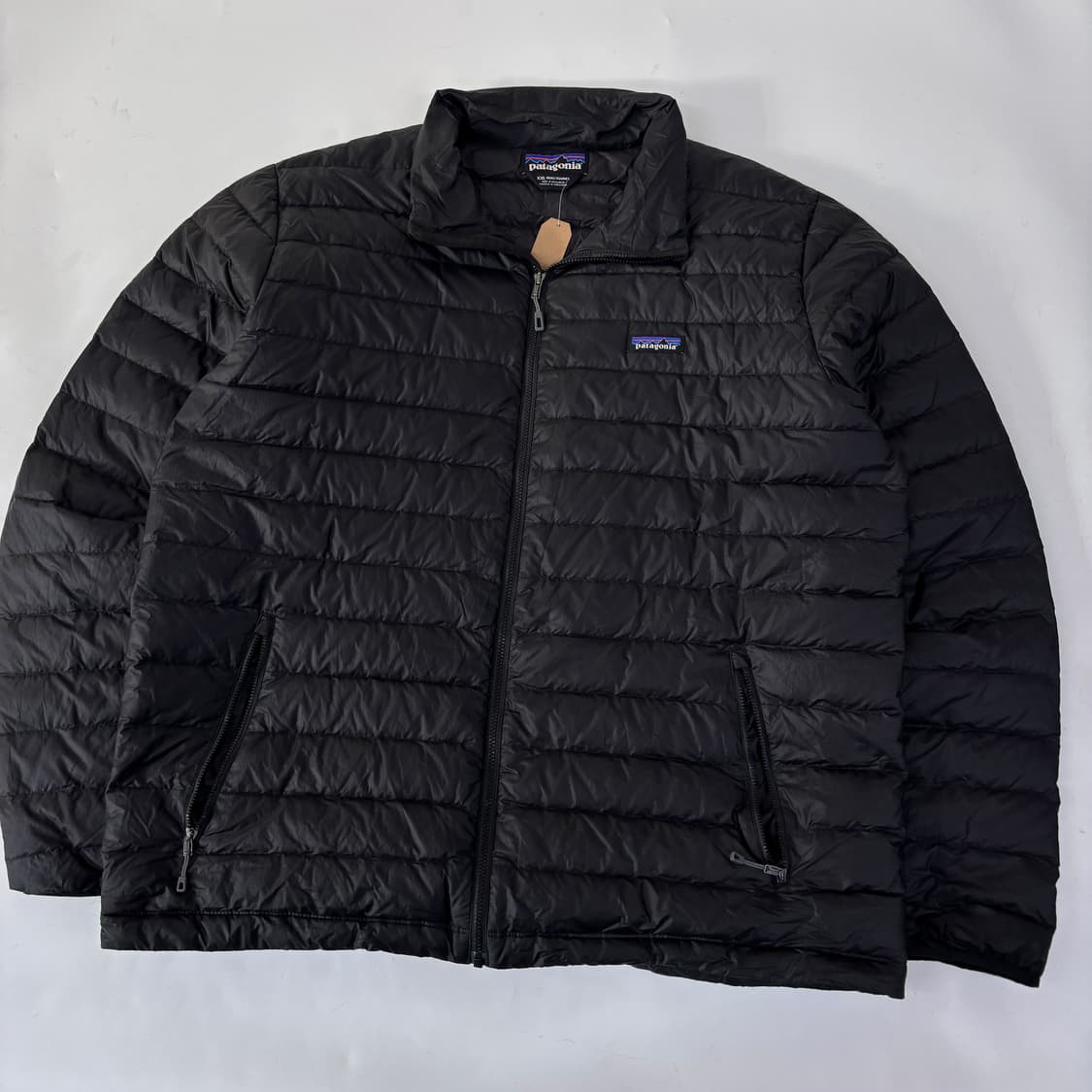 파타고니아 블랙 다운 스웨터 경량패딩 상품이미지1