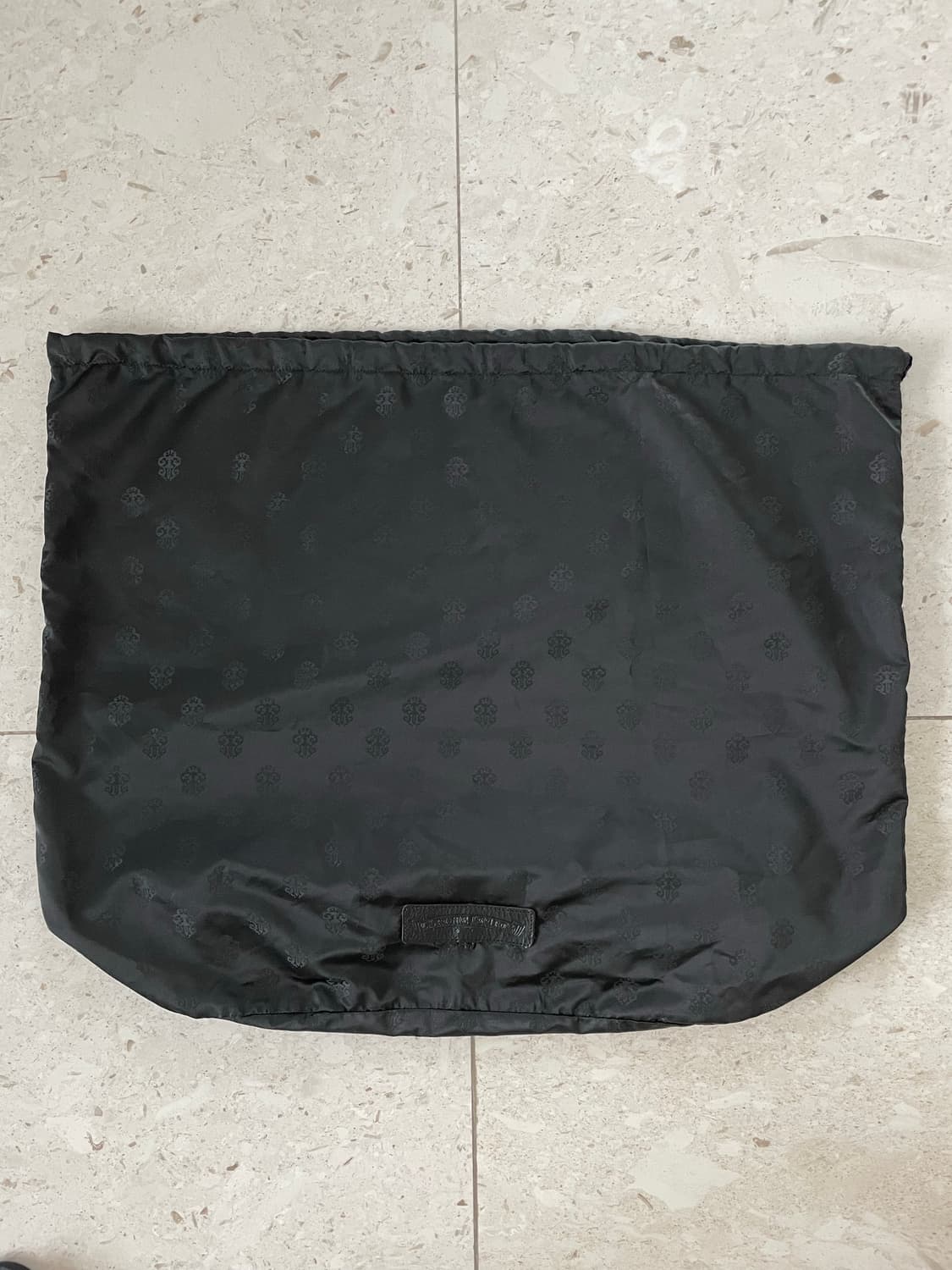 크롬하츠 가방 실크 더스트백 대형 사이즈 상품이미지1