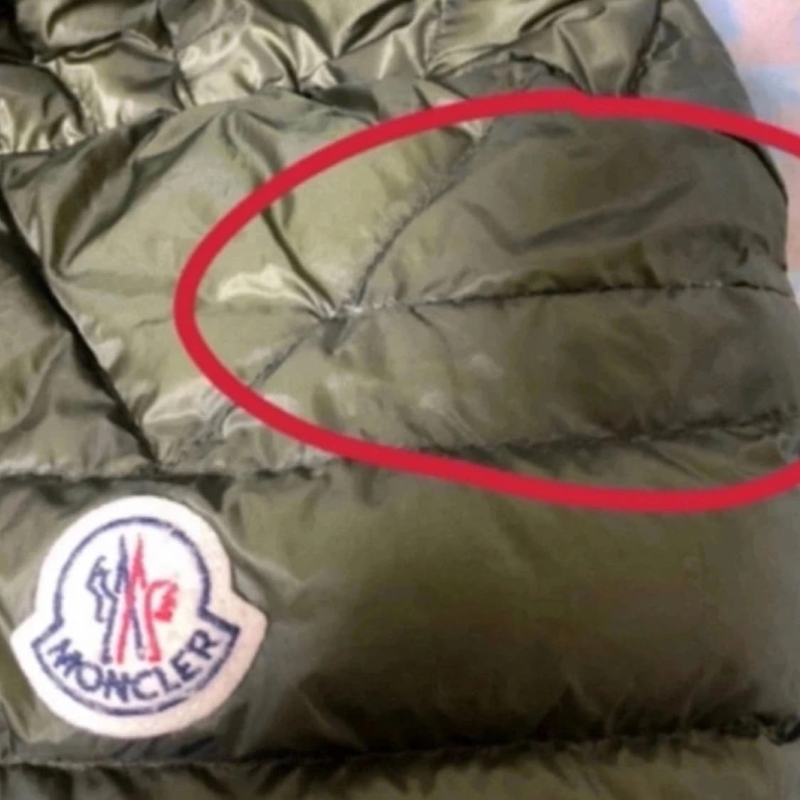 몽클레어 플루톤 카키 후드 경량패딩 2사이즈 상품이미지9