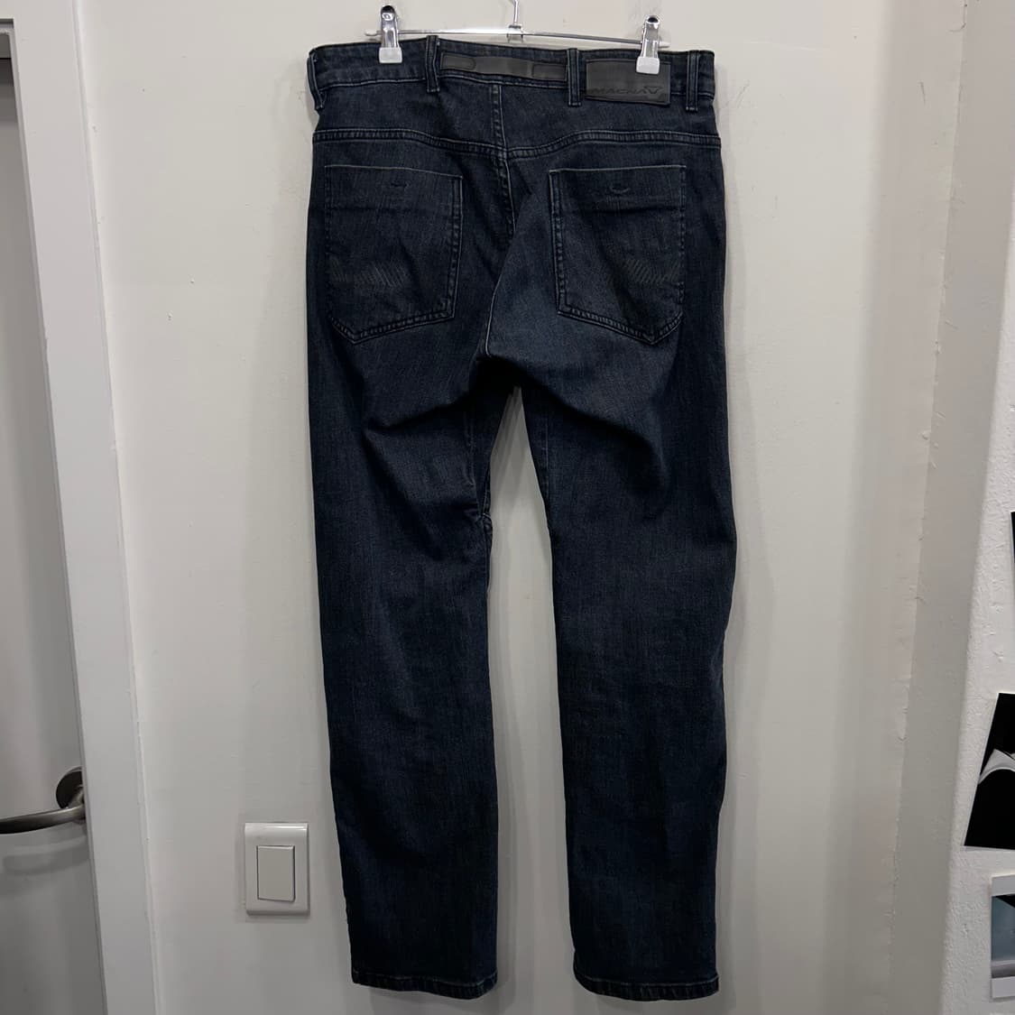 MACNA 패드 내장 흑청 데님 바이커팬츠 상품이미지5