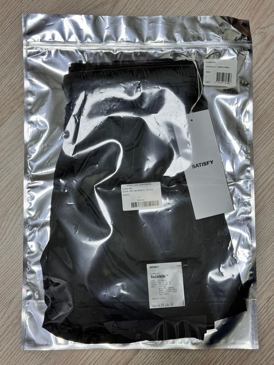 Satisfy새티스파이 테크실크 5인치 쇼츠 레이븐(새상품) 상품이미지4