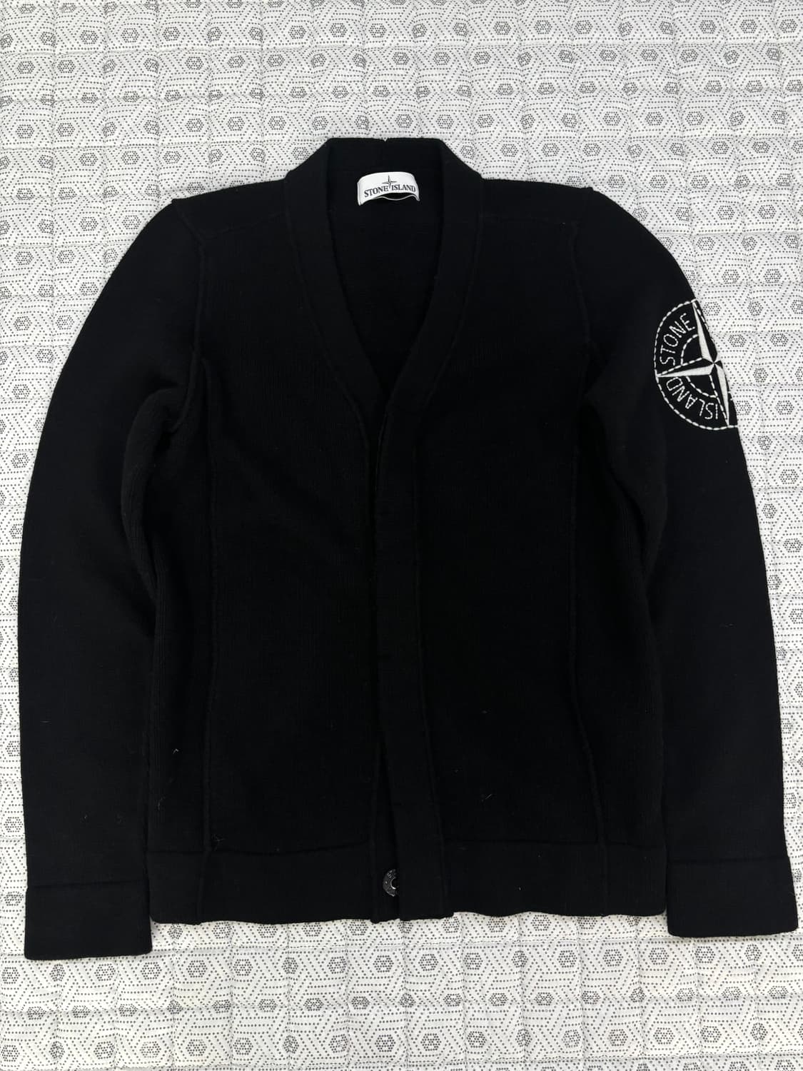 정품 스톤아일랜드 블랙 가디건 (남90 여55반) 상품이미지2
