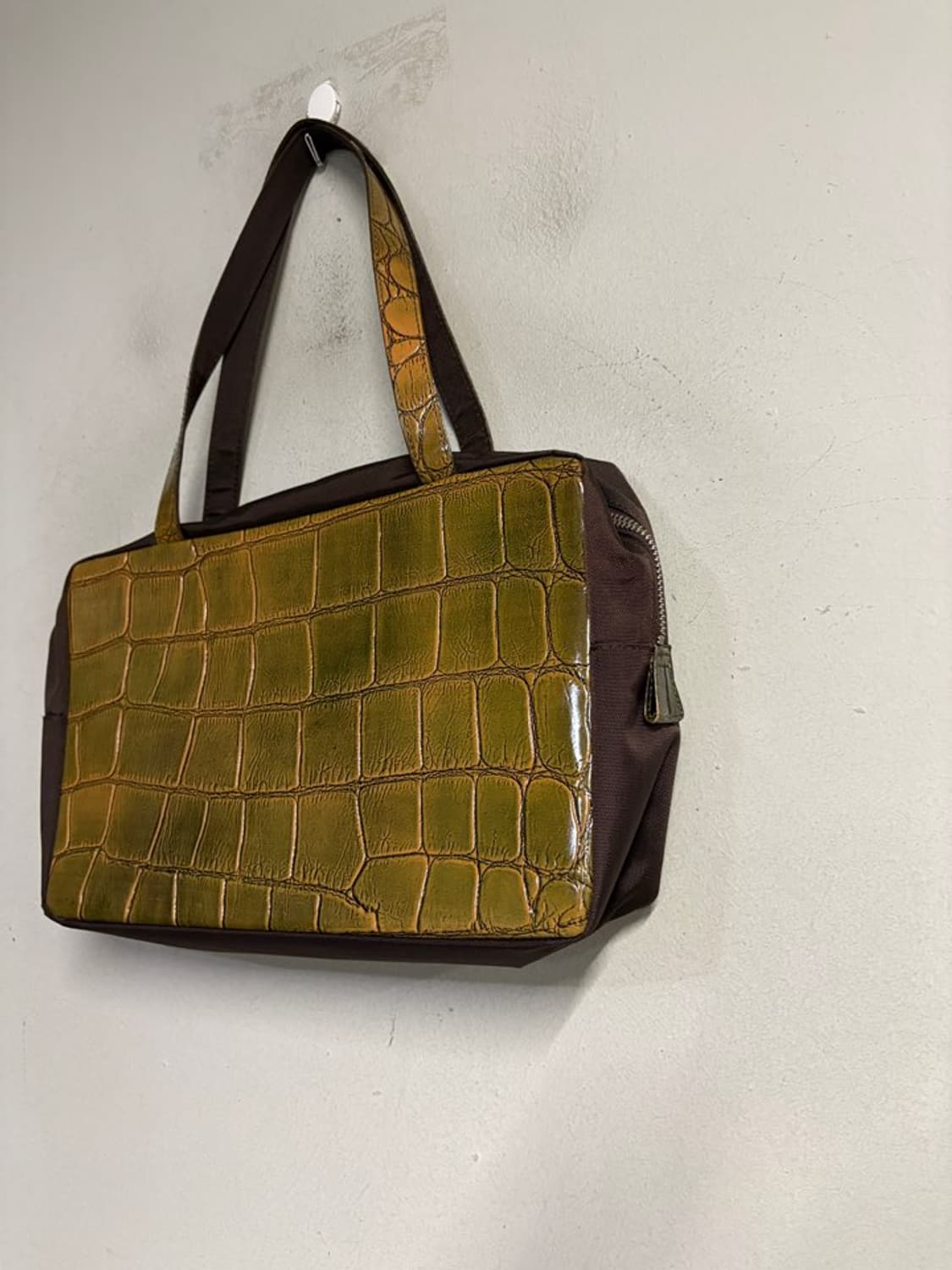 Y'SACCS Faux-Crocodile Bag  상품이미지3