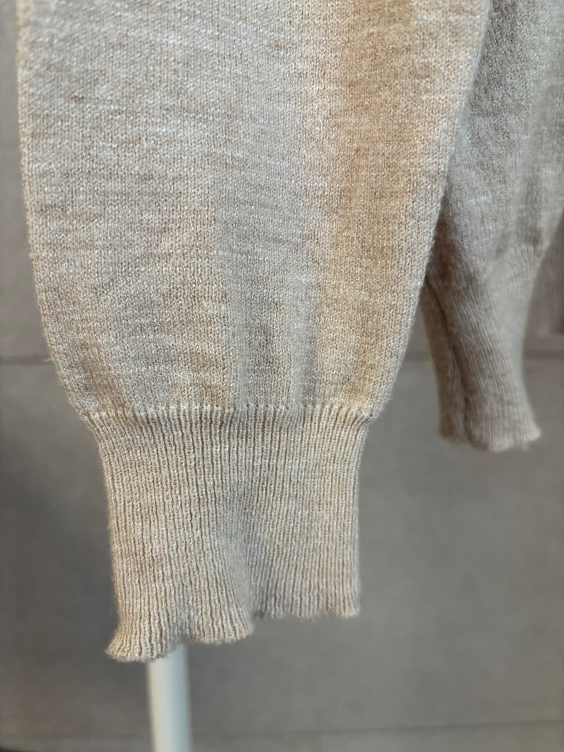 ab.f.z 베이지 니트 상품이미지4