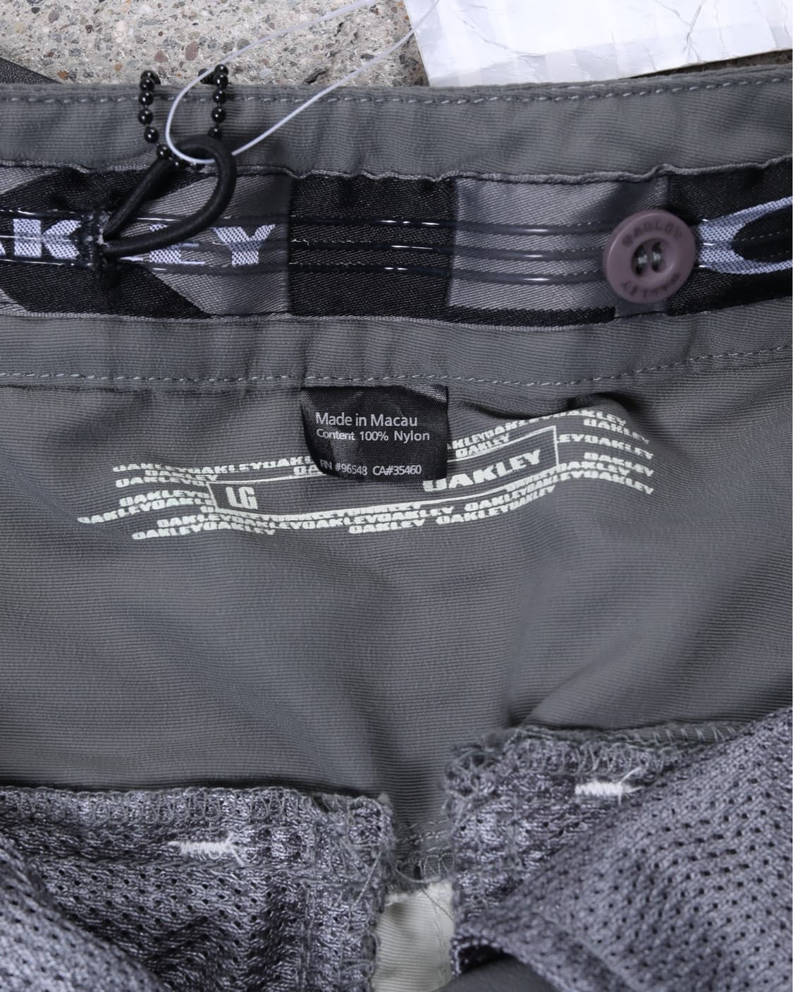 Oakley 00s MTB Khaki Molded Stud Shorts 상품이미지3