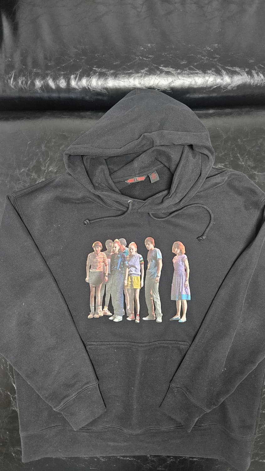 리바이스 기묘한 이야기 콜라보 후드티 블랙 상품이미지2