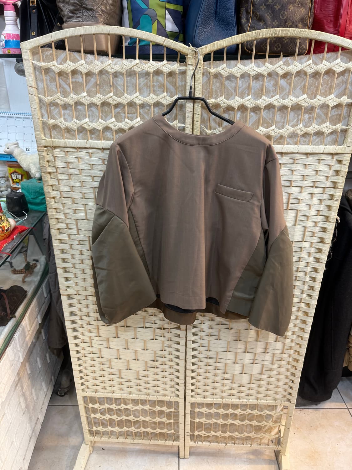 1/55 /24ss 정품 사카이 나일론 패널 롱슬리브 탑 팝니다 상품이미지1