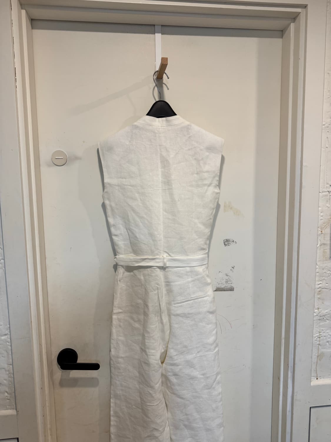 새상품 블로썸에이치컴퍼니 린넨 점프수트 상품이미지8