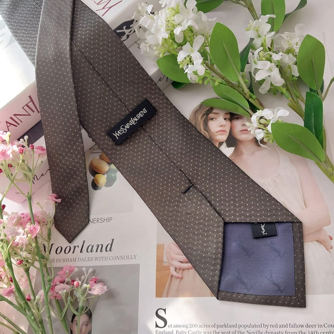 입생로랑 실크 브라운 헤링본 넥타이 9.4cm A+등급 K1778
 상품이미지5