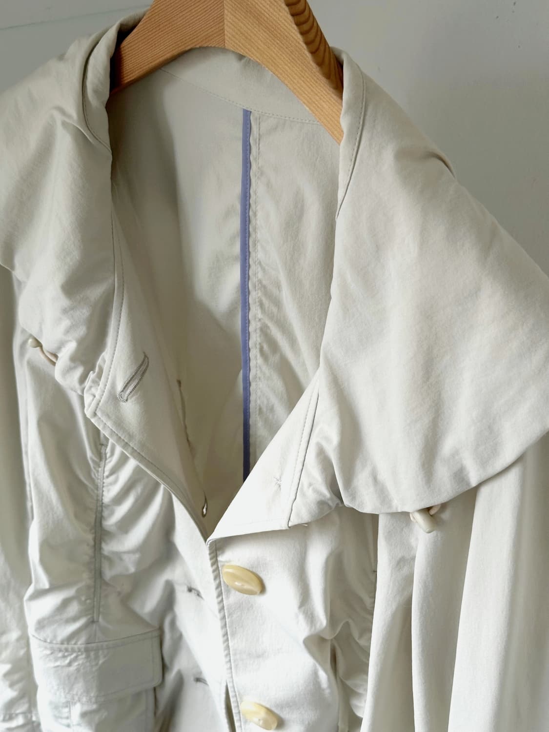 Shirred design stretched fabric jacket 상품이미지2