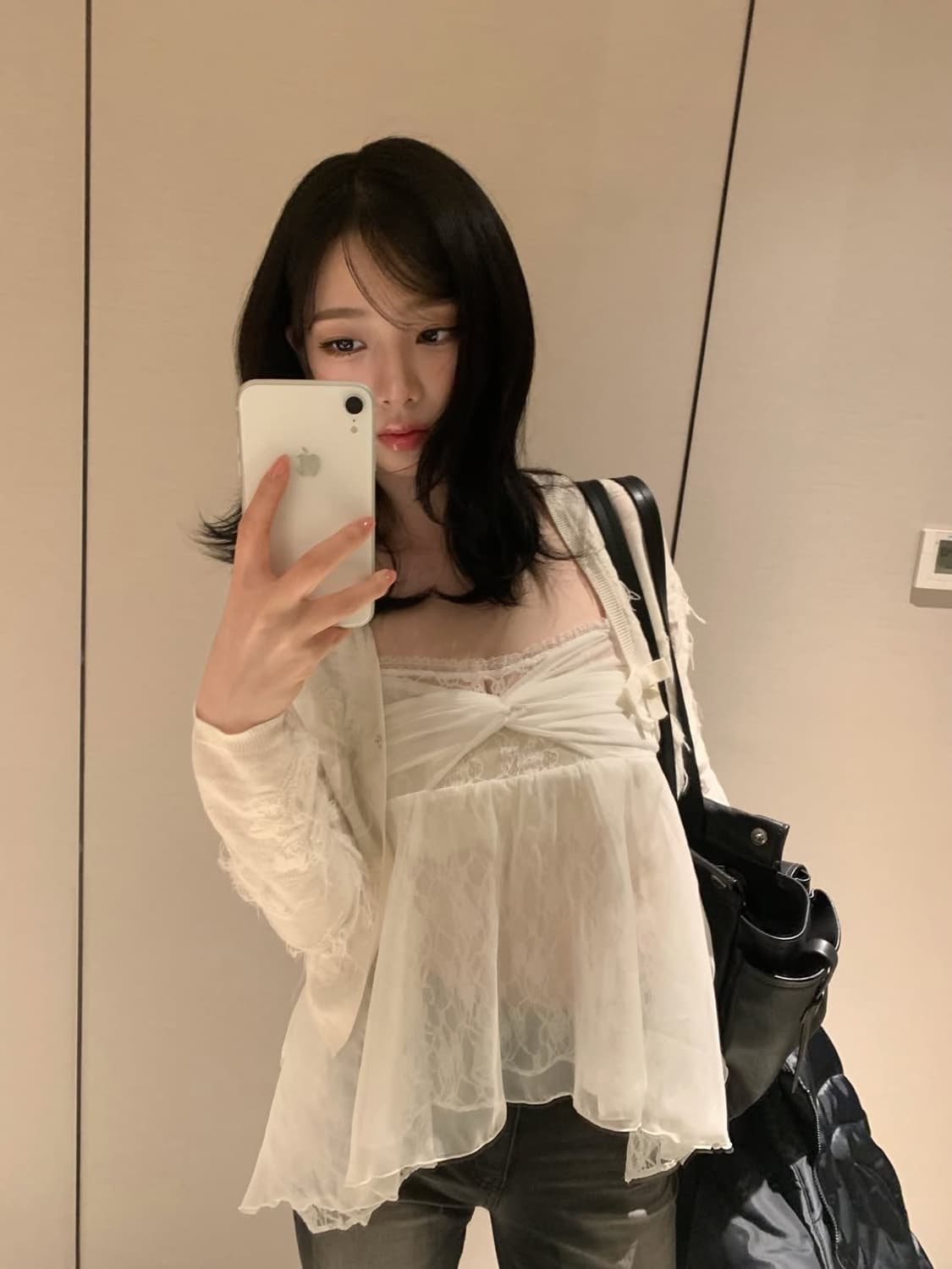 페인오어플레져 ROSE SHIRRING TOP white M 상품이미지3