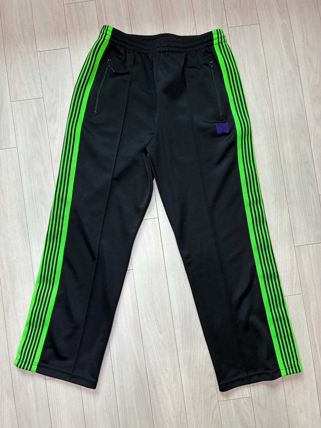 [정품] 니들스(Needles) 트랙 팬츠 - M 사이즈 (31-32) 상품이미지1