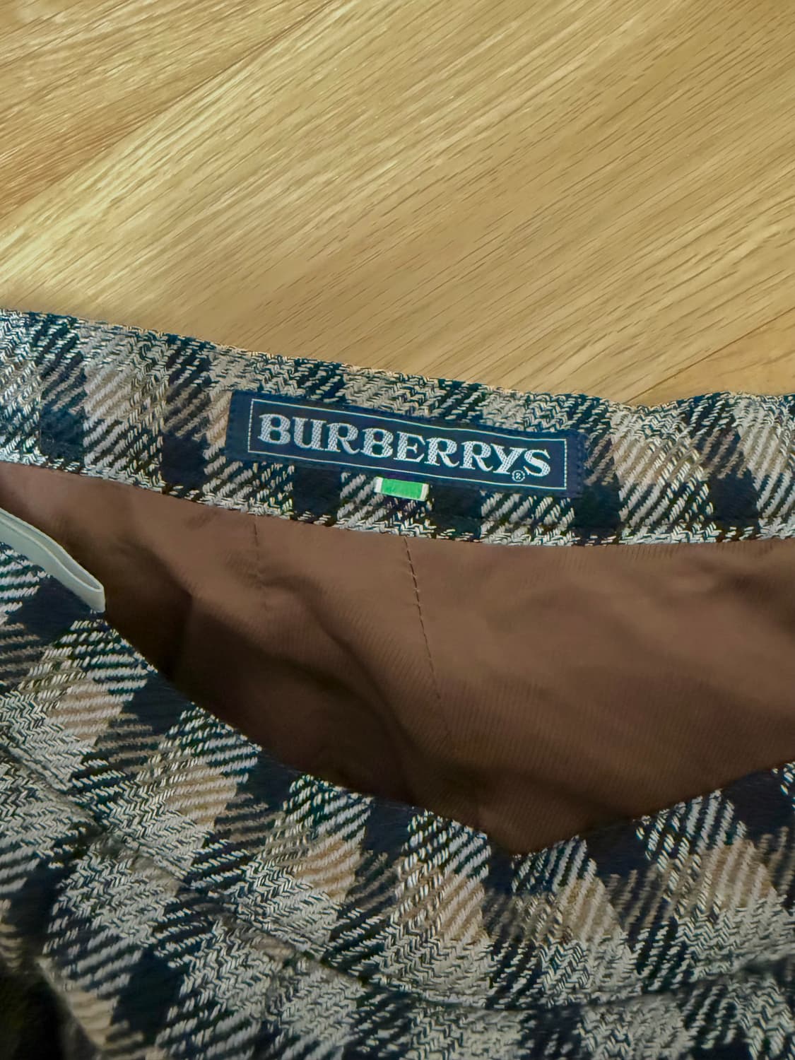 정품) 버버리 울 체크 미디 스커트 상품이미지3