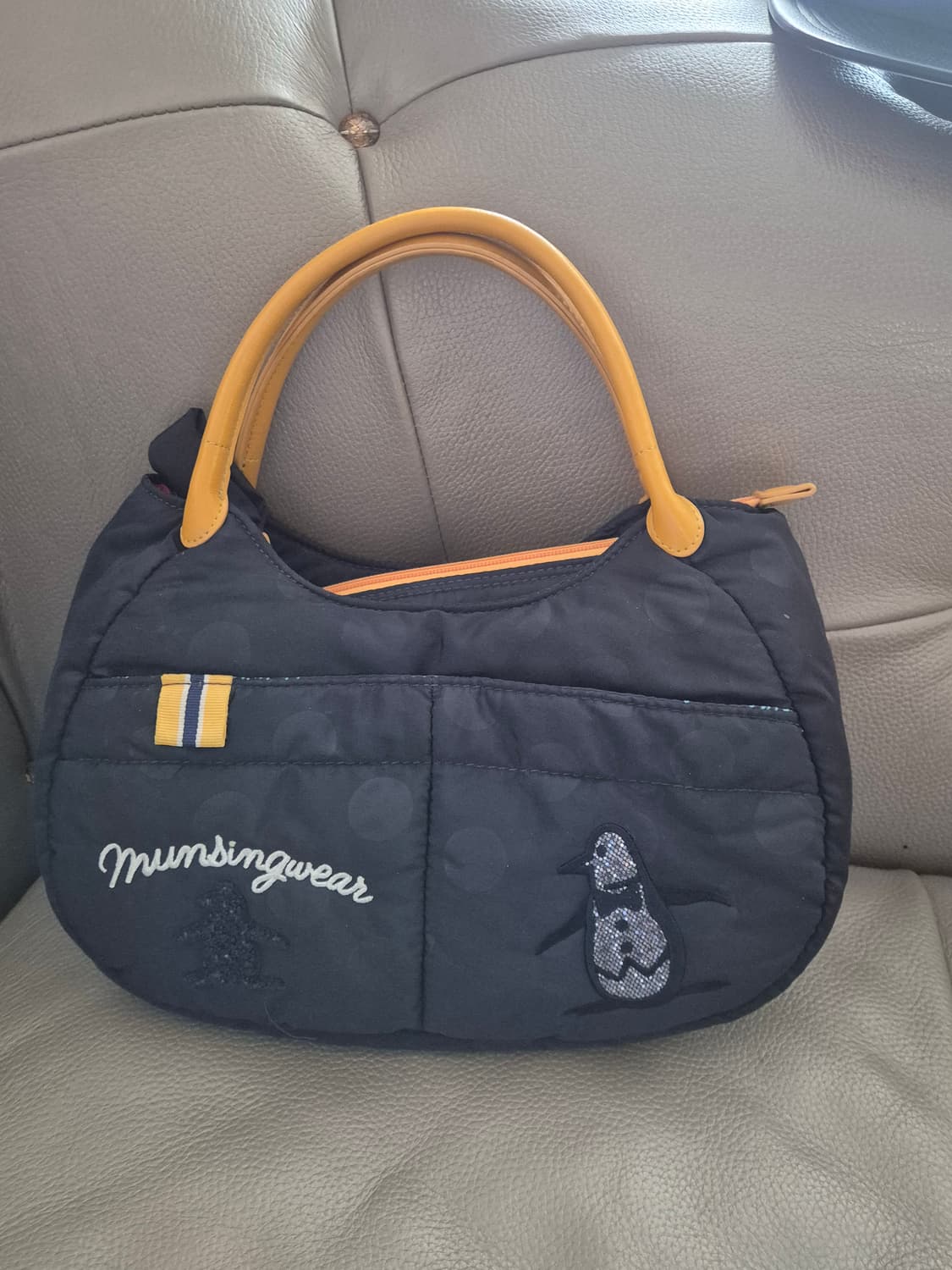 먼싱웨어 골프 패딩 토드백 상품이미지2