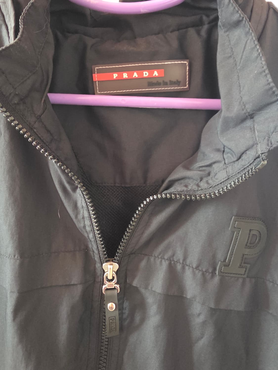 프라다 빈티지 반팔 바람막이 (모자x) 상품이미지6